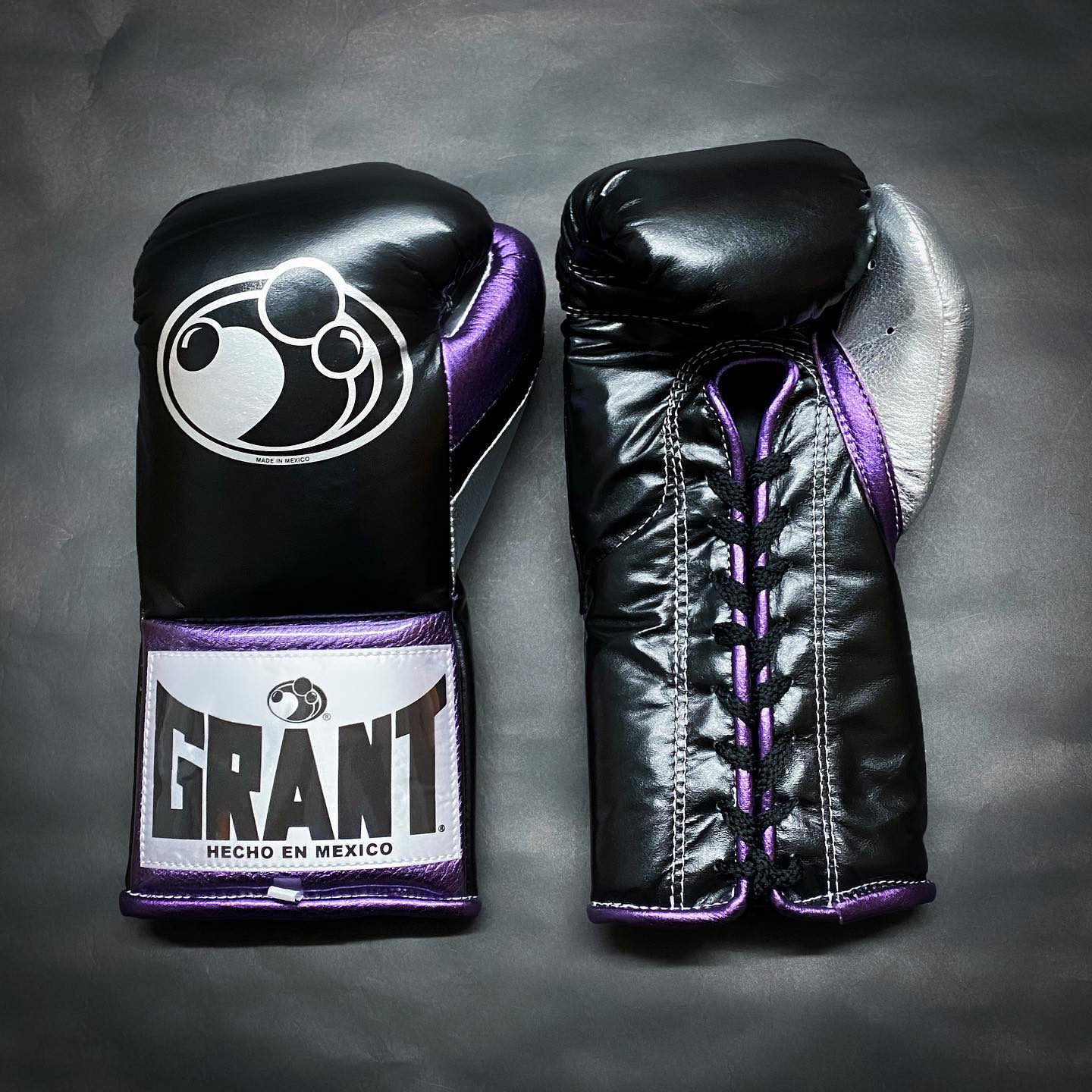 Customizable boxing glove, High Quality COPIES of Branded Gloves Black/Purple