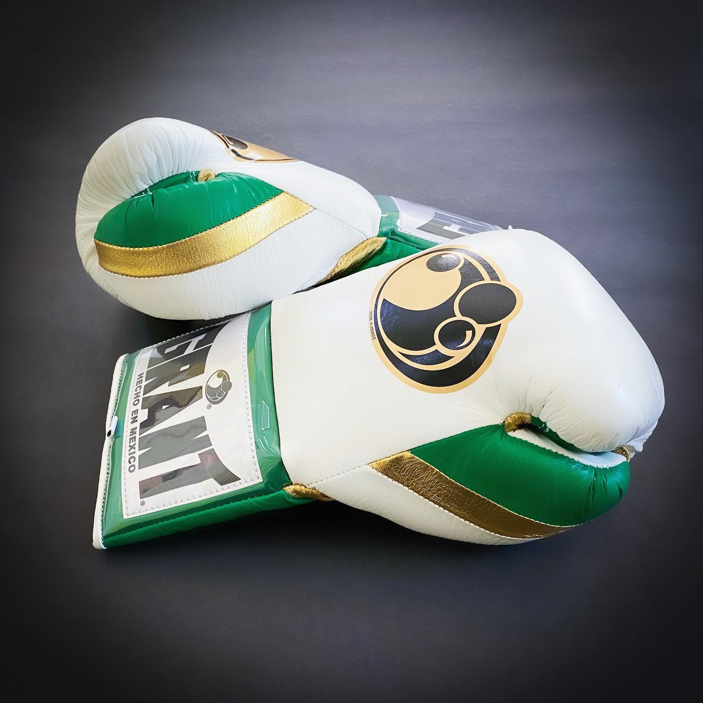 Customizable boxing glove, High Quality COPIES of Branded Gloves