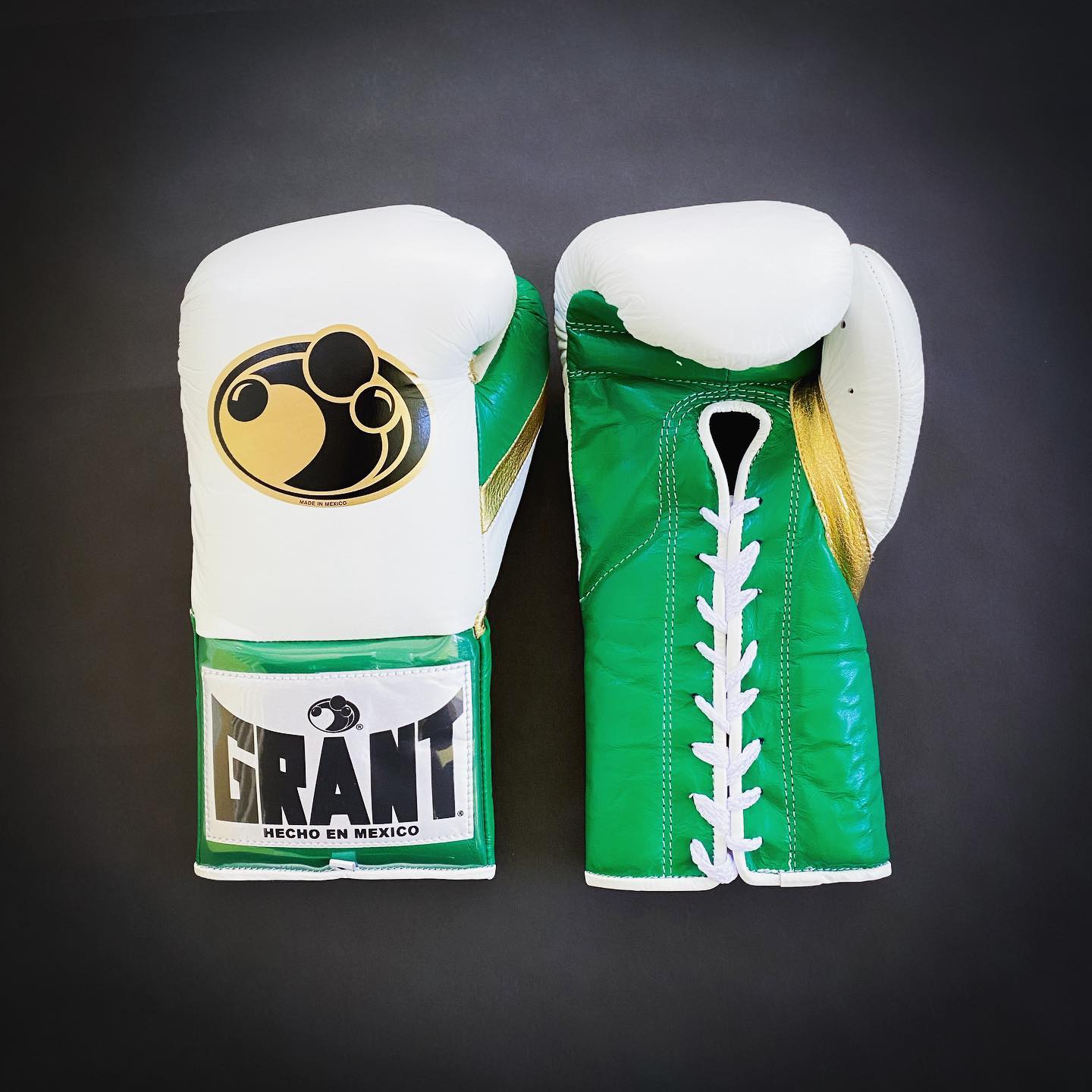 Customizable boxing glove, High Quality COPIES of Branded Gloves White/Green