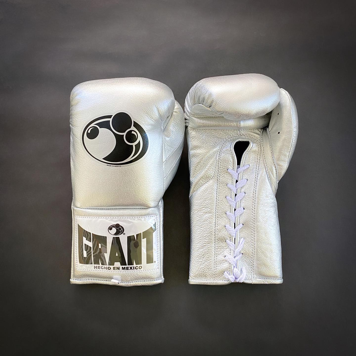 Customizable boxing glove, High Quality COPIES of Branded Gloves Silver