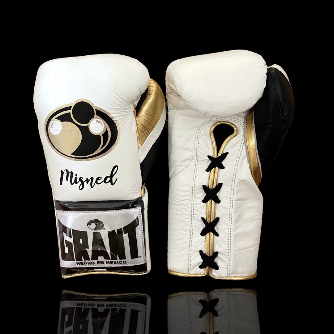 Boxing Gloves Set, White/Gold Boxing set, Boxing Head Guard