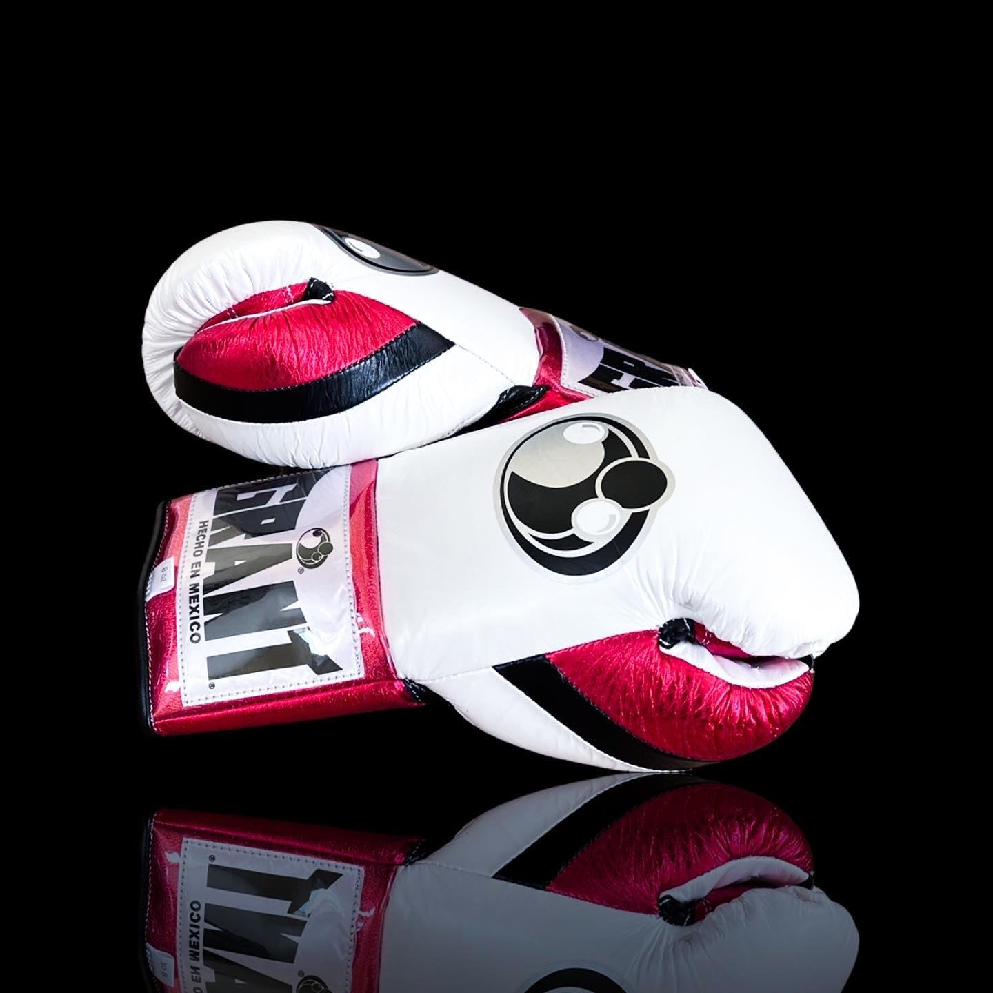 Customizable boxing glove, High Quality COPIES of Branded Gloves White/Red