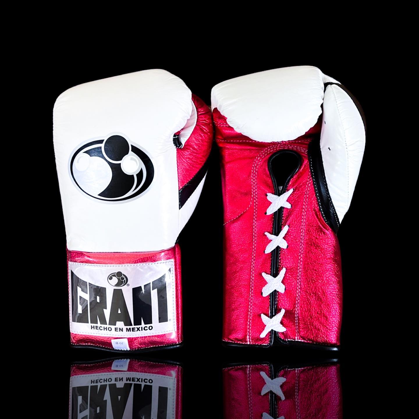 Customizable boxing glove, High Quality COPIES of Branded Gloves White/Red