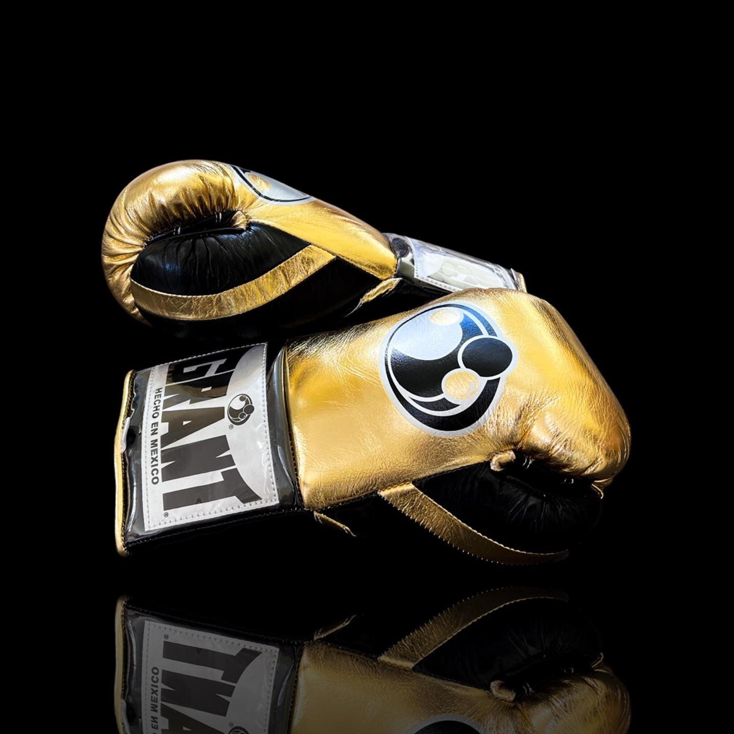Customizable boxing glove, High Quality COPIES of Branded Gloves Black/Gold