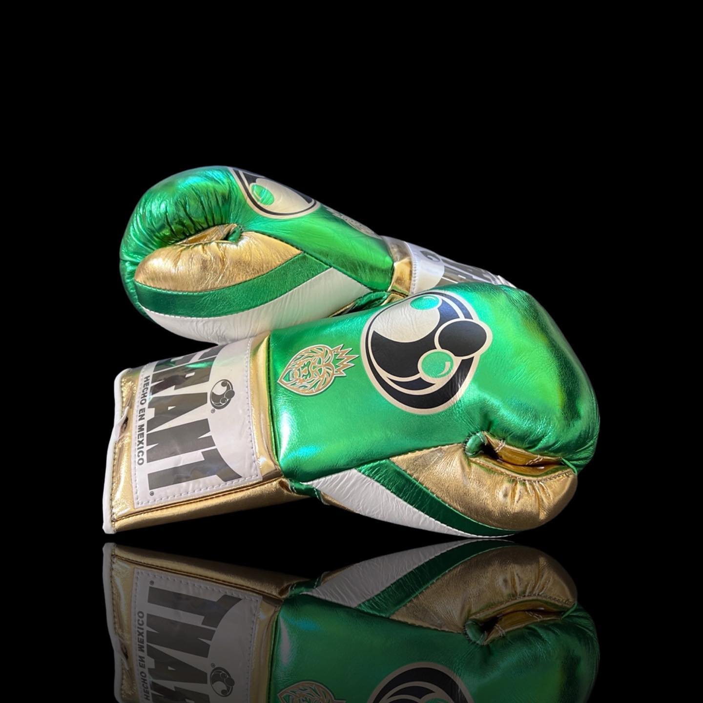 Customizable boxing glove, High Quality COPIES of Branded Gloves Green/Gold