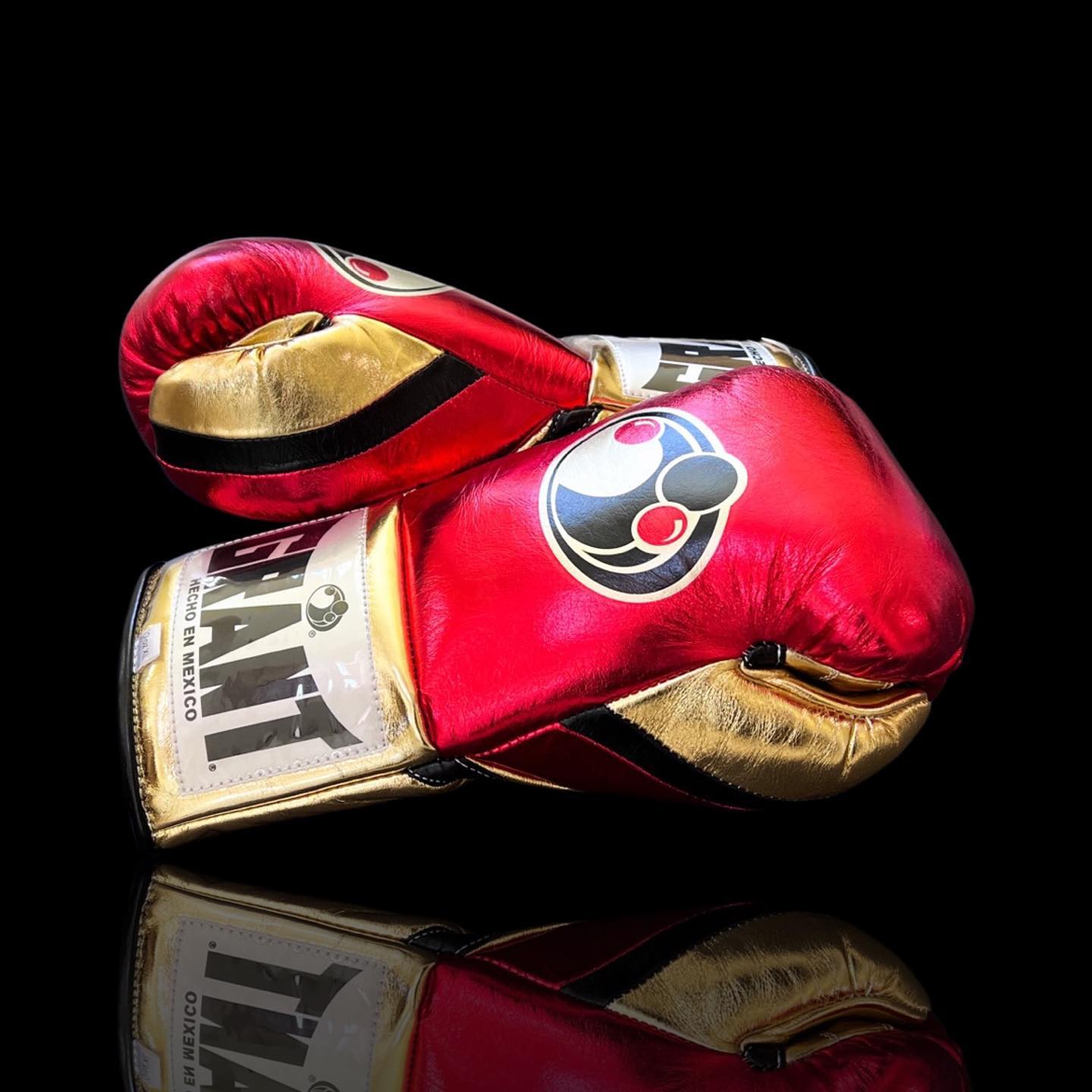 Customizable boxing glove, High Quality COPIES of Branded Gloves Red/Gold