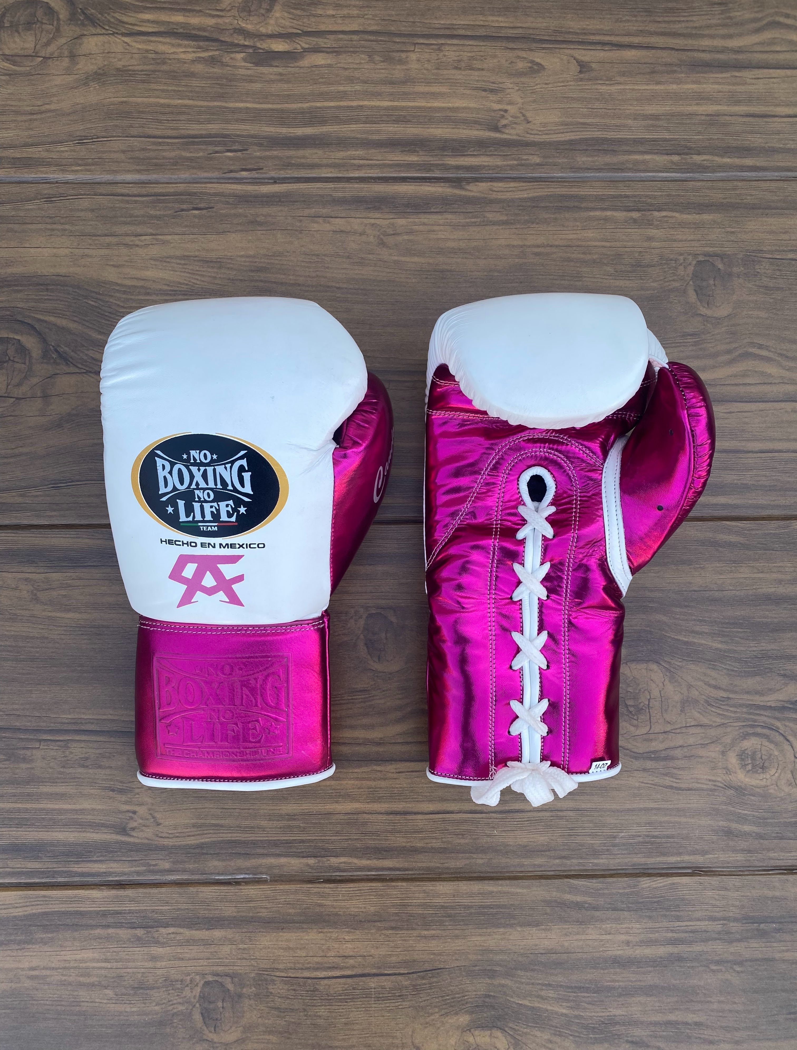 Customizable boxing glove, High Quality COPIES of Branded Gloves White/Pink
