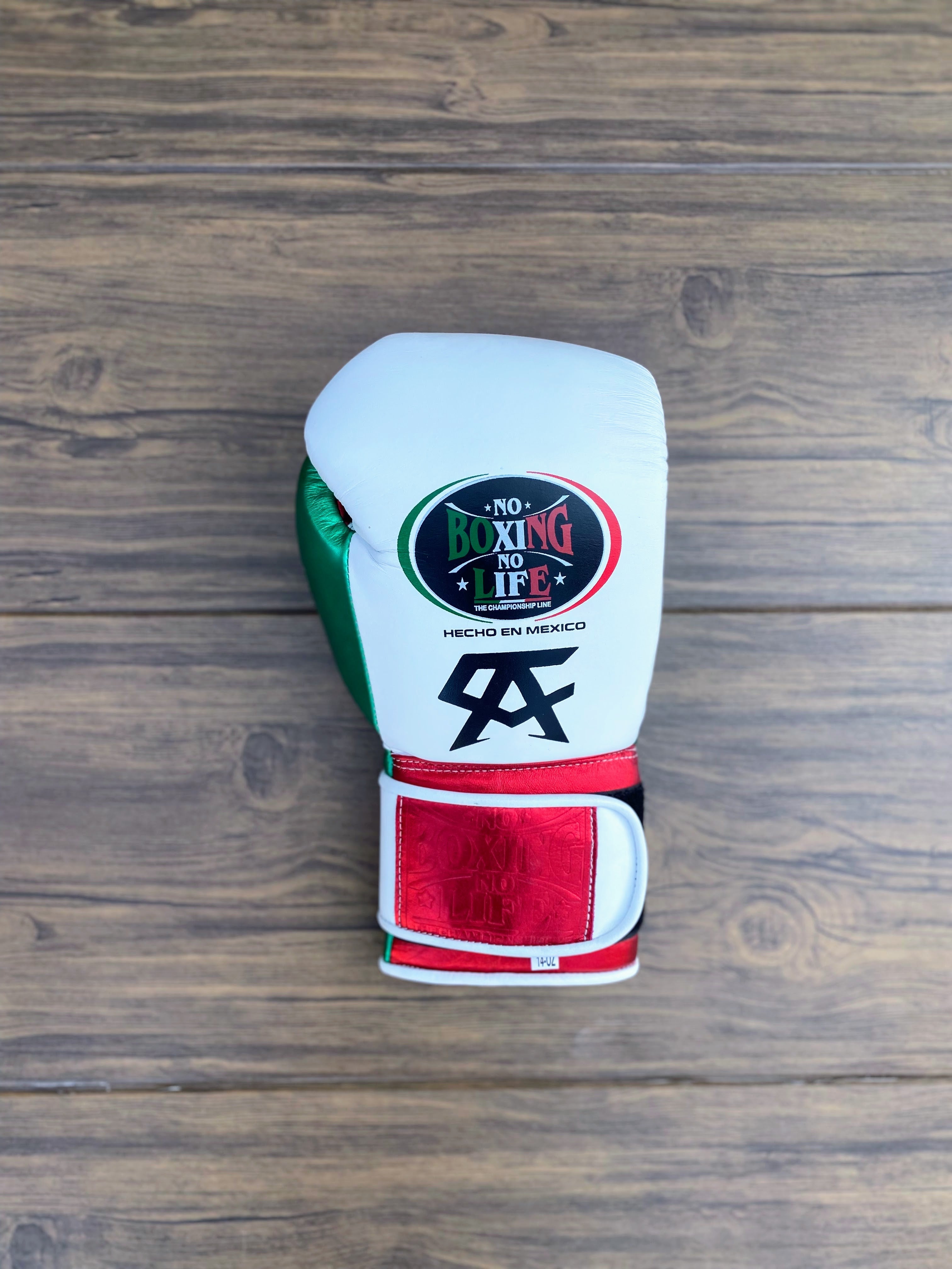 Customizable boxing glove, High Quality COPIES of Branded Gloves White/Green
