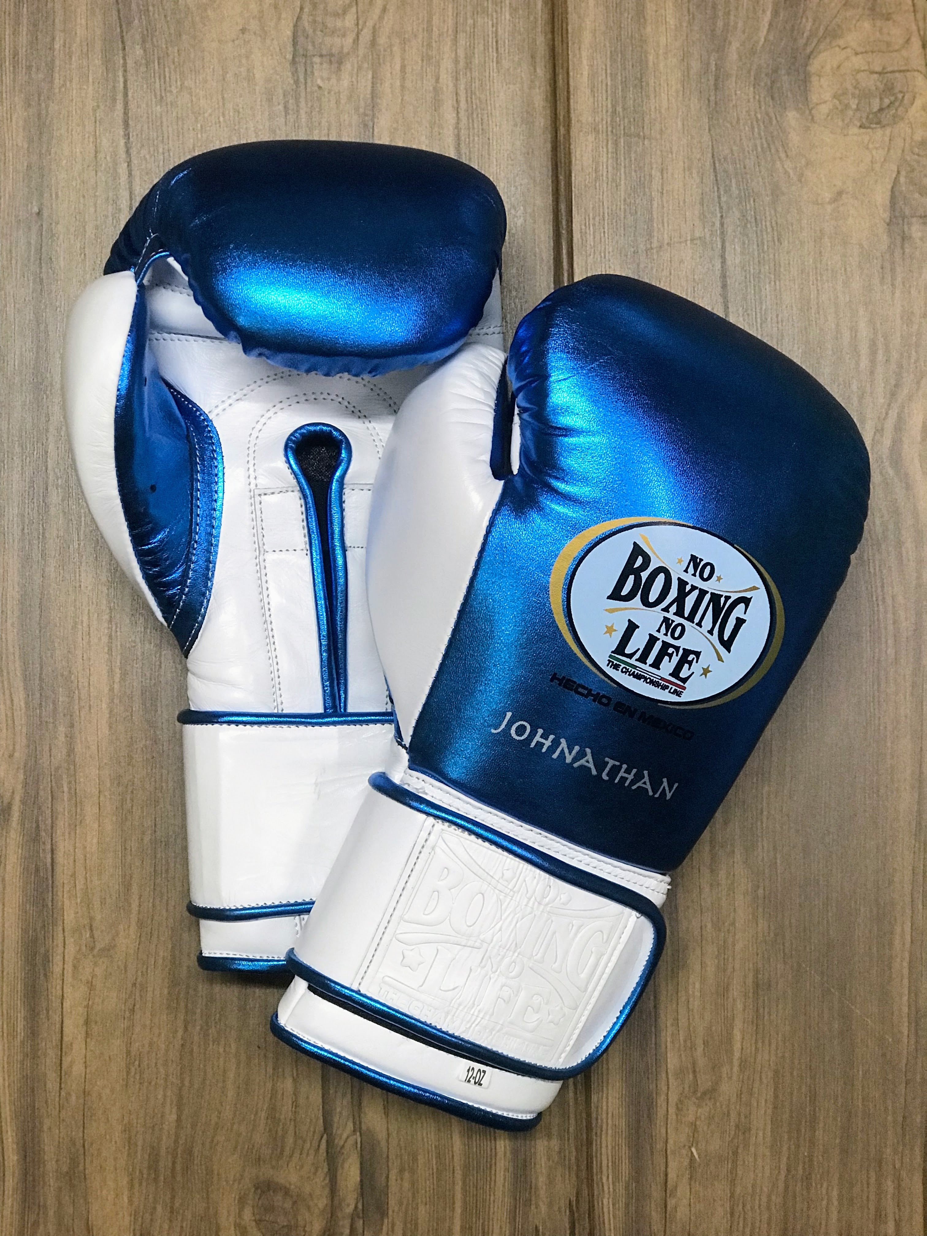 Customizable boxing glove, High Quality COPIES of Branded Gloves White/Blue