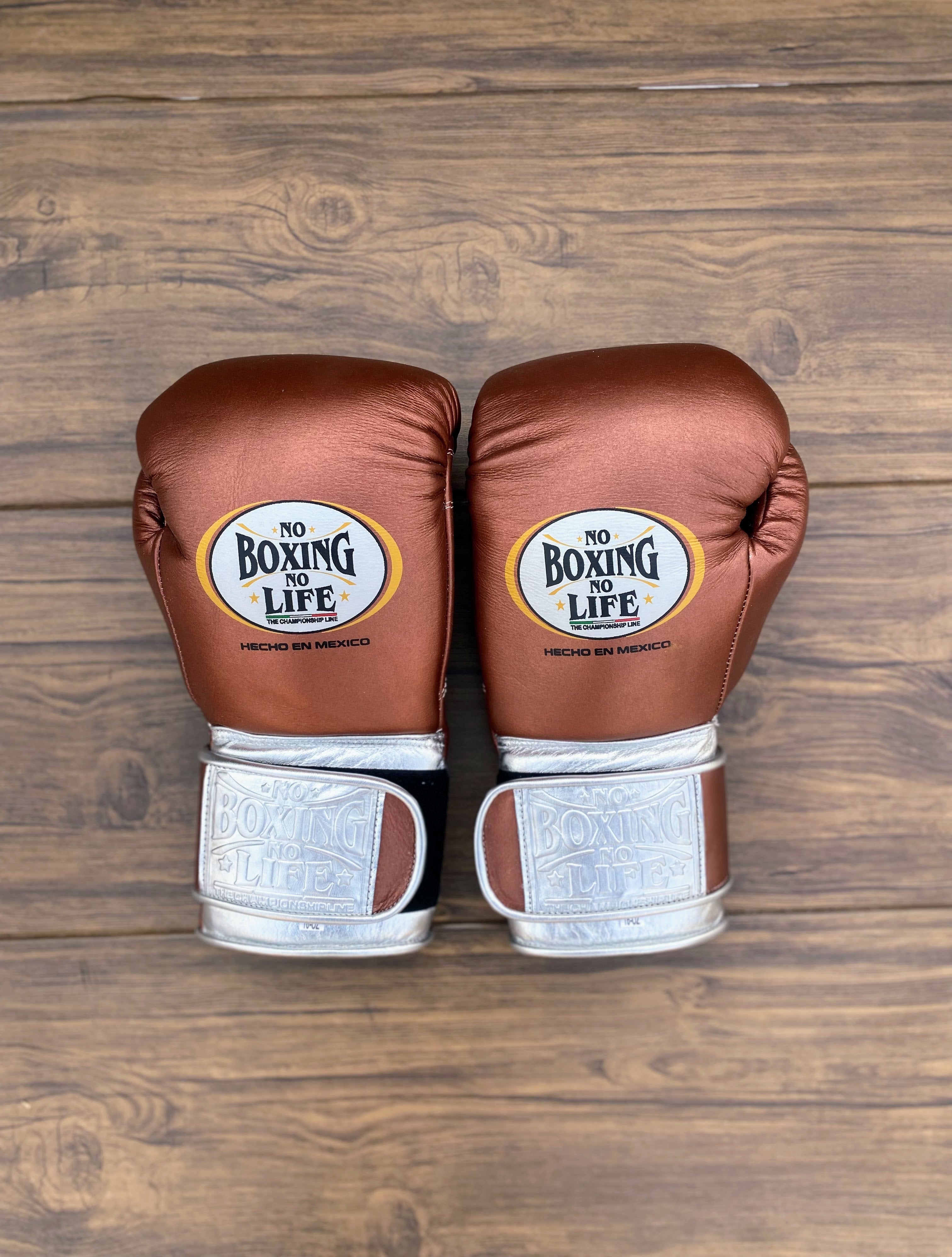 Customizable boxing glove, High Quality COPIES of Branded Gloves Brown/Silver