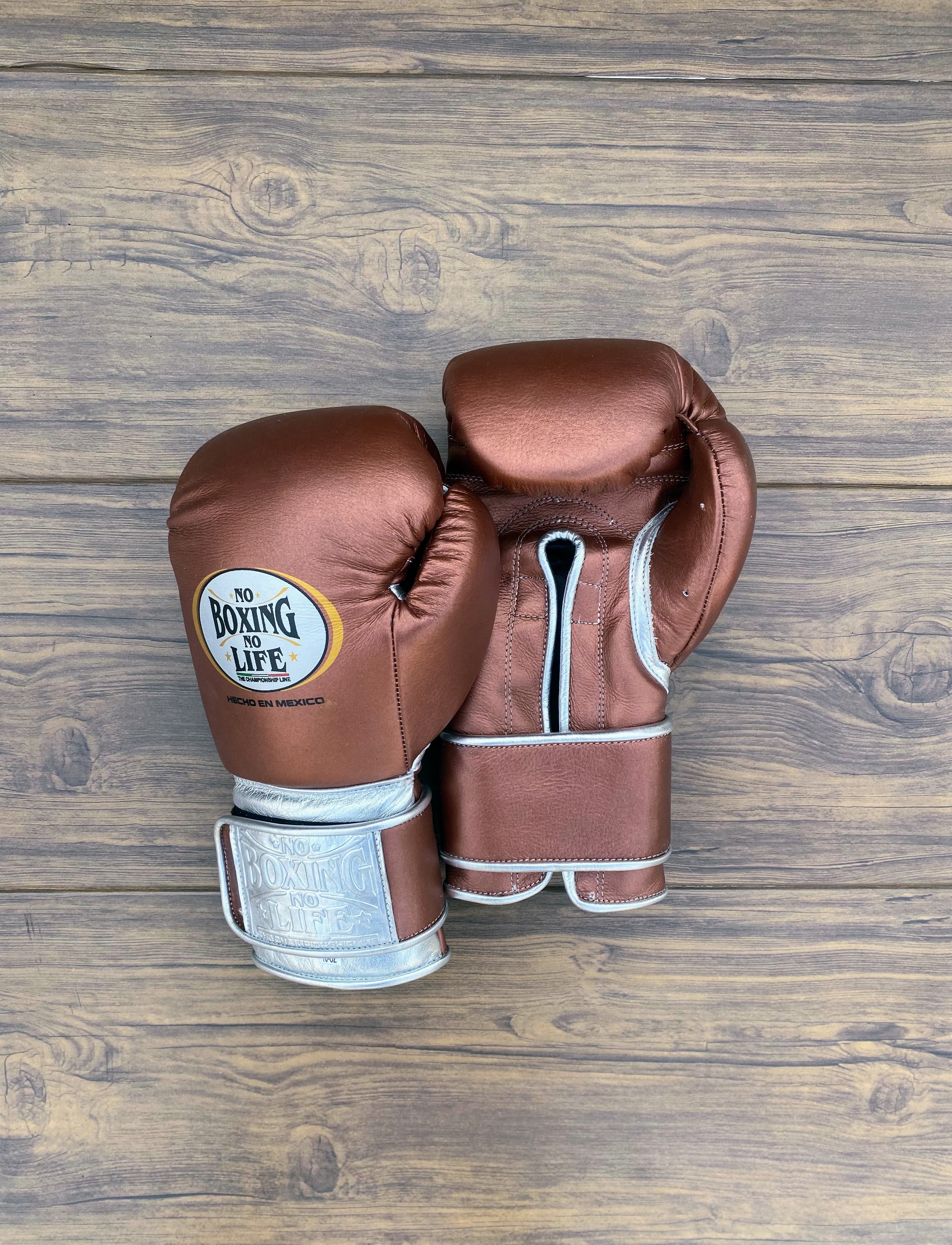Customizable boxing glove, High Quality COPIES of Branded Gloves Brown/Silver