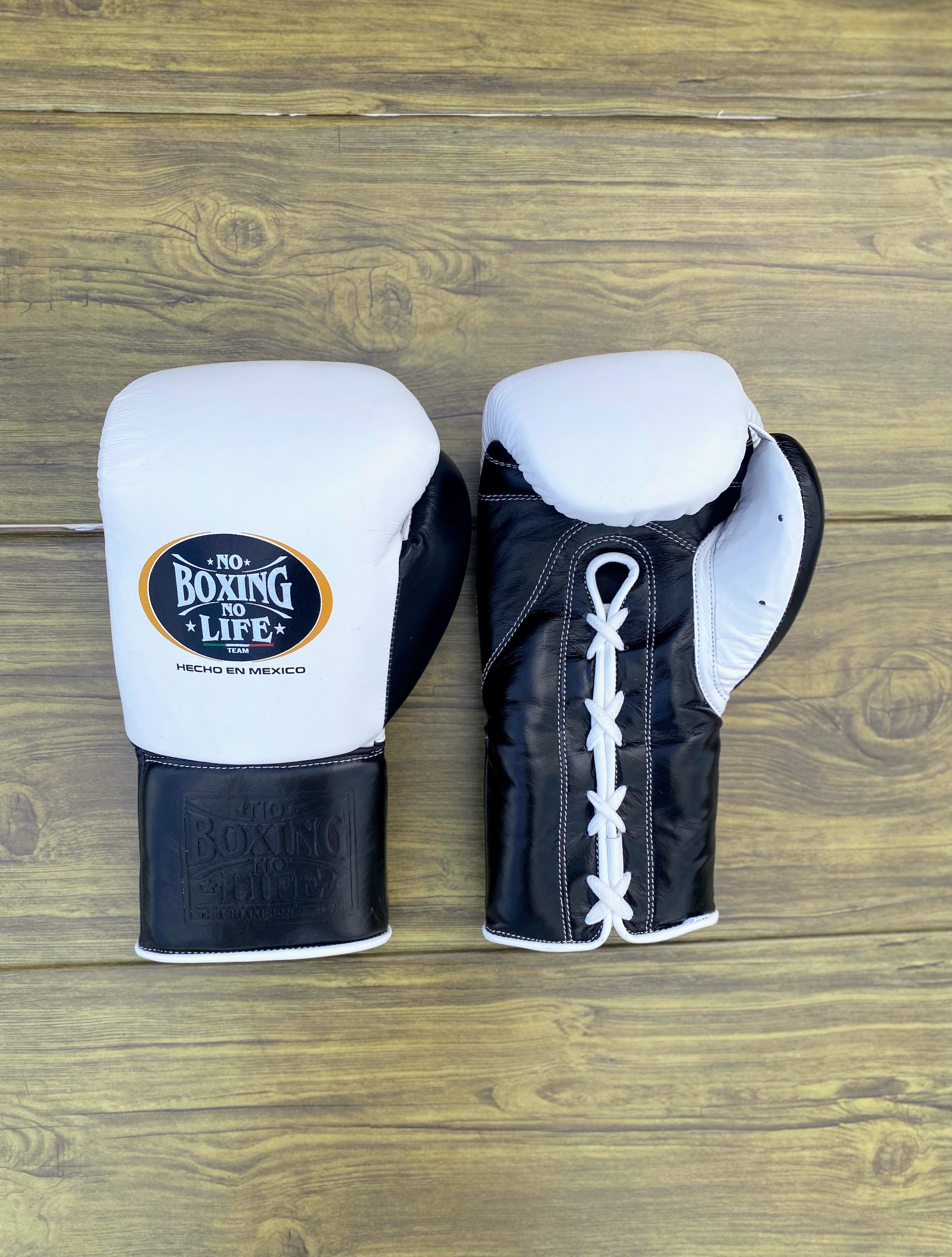 Customizable boxing glove, High Quality COPIES of Branded Gloves White/Black