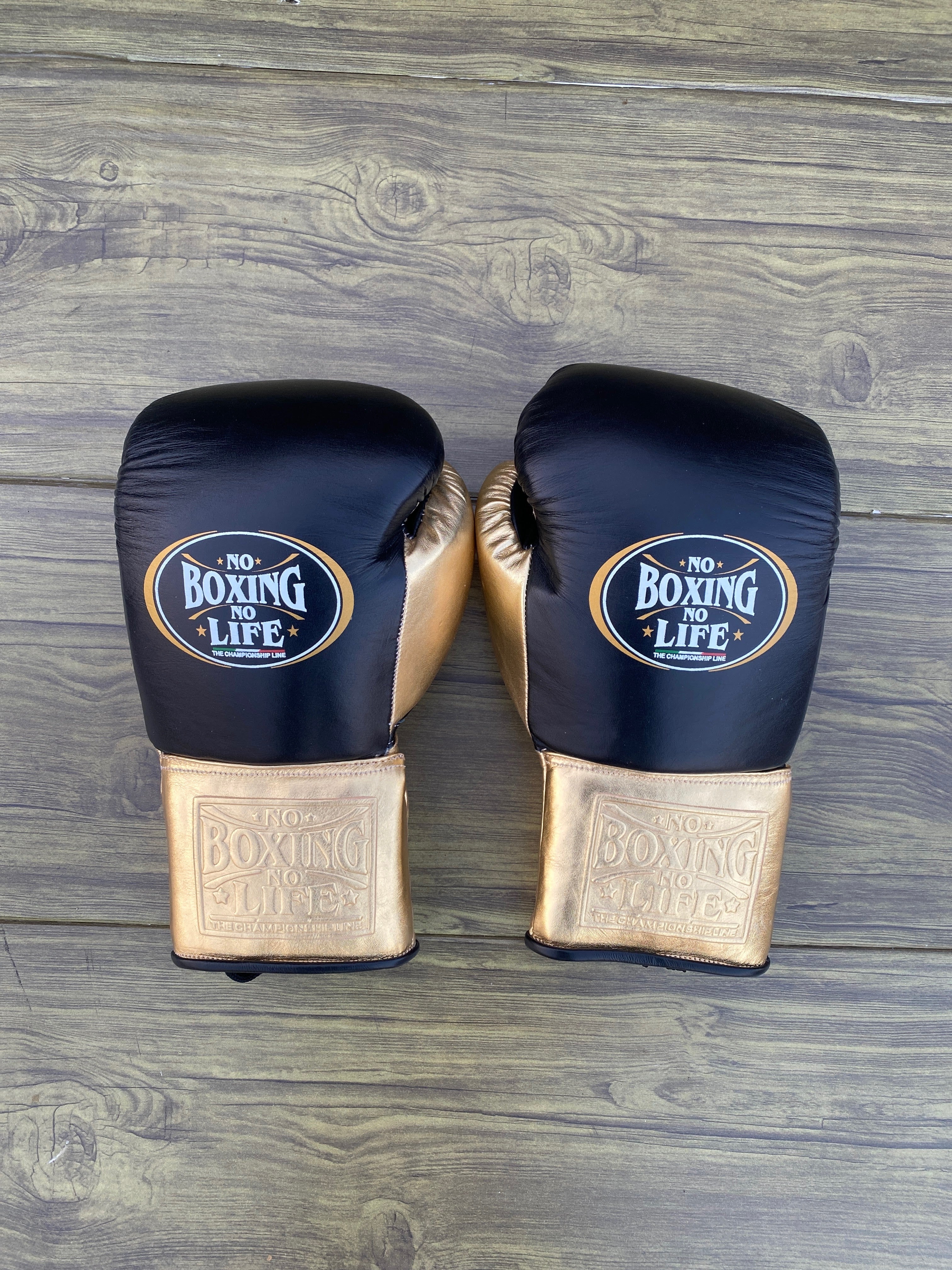 Customizable boxing glove, High Quality COPIES of Branded Gloves Black/Gold