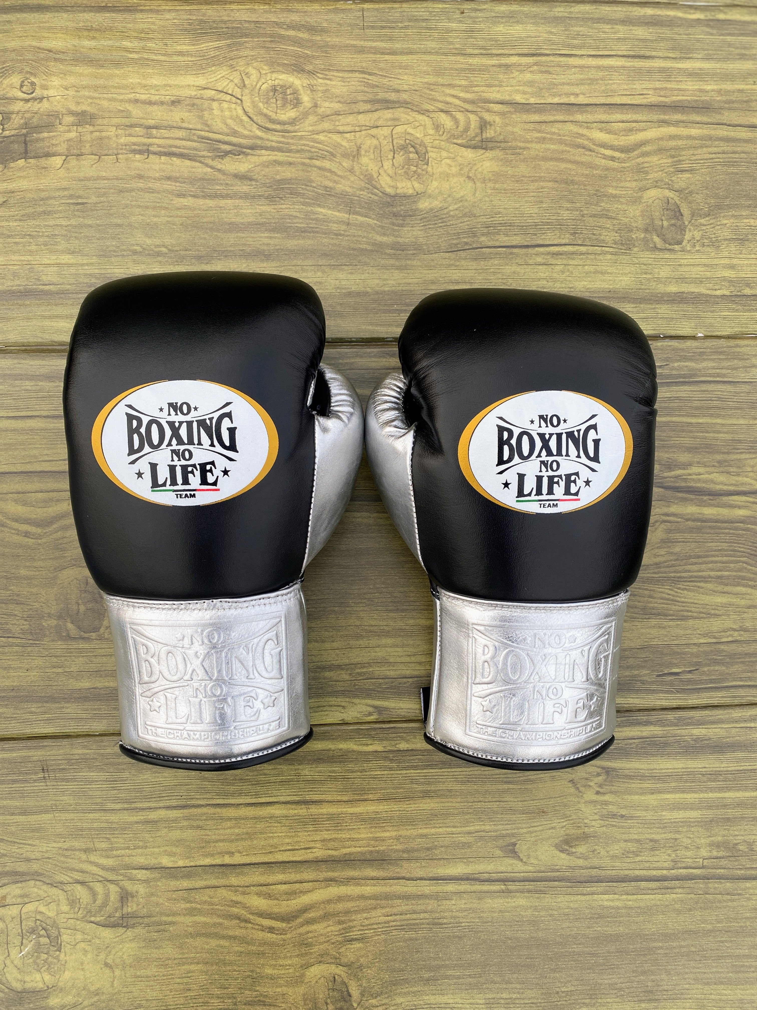 Customizable boxing glove, High Quality COPIES of Branded Gloves Black/Silver
