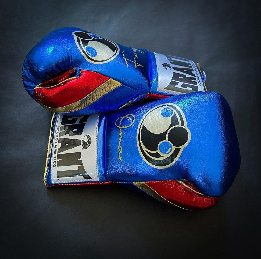 Customizable boxing glove, High Quality COPIES of Branded Gloves Blue