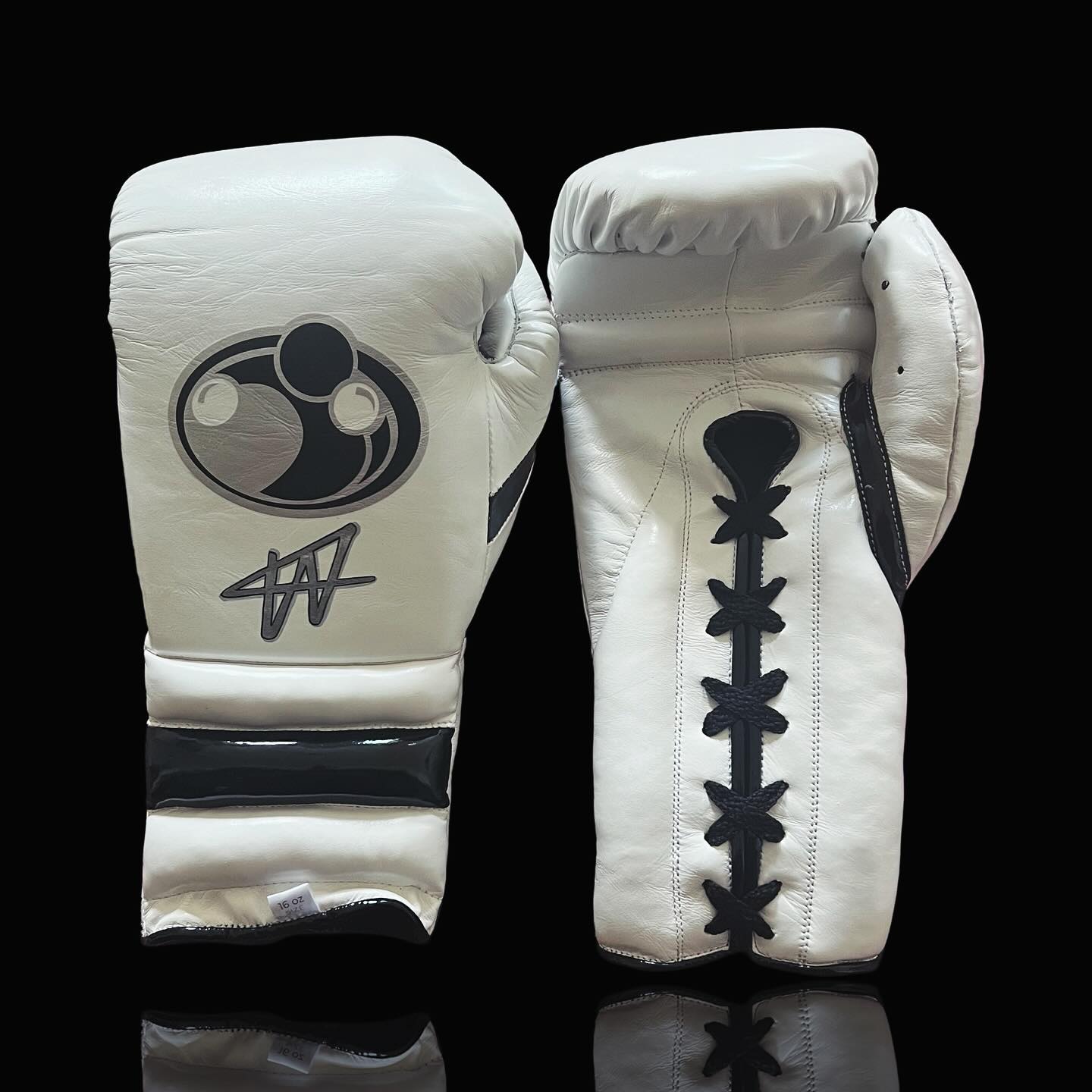 Boxing Gloves Set, White Boxing set, Boxing Head Guard