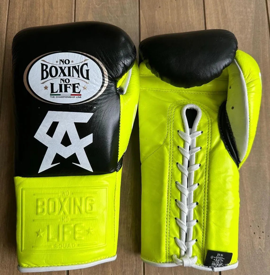 Customizable boxing glove, High Quality COPIES of Branded Gloves Black/Yellow
